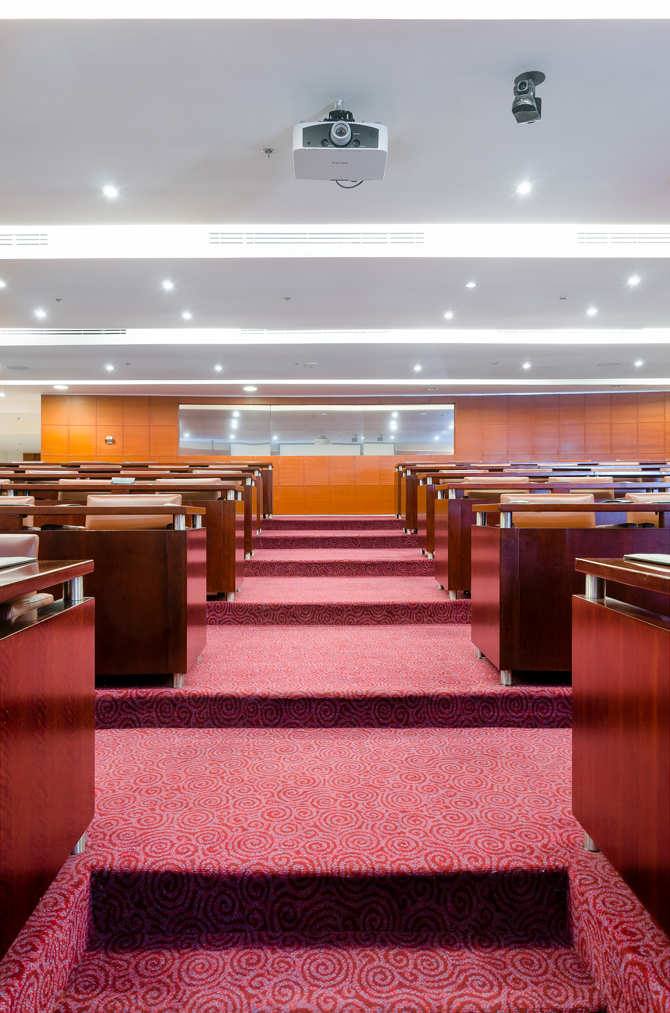 AUDITORIUM 5